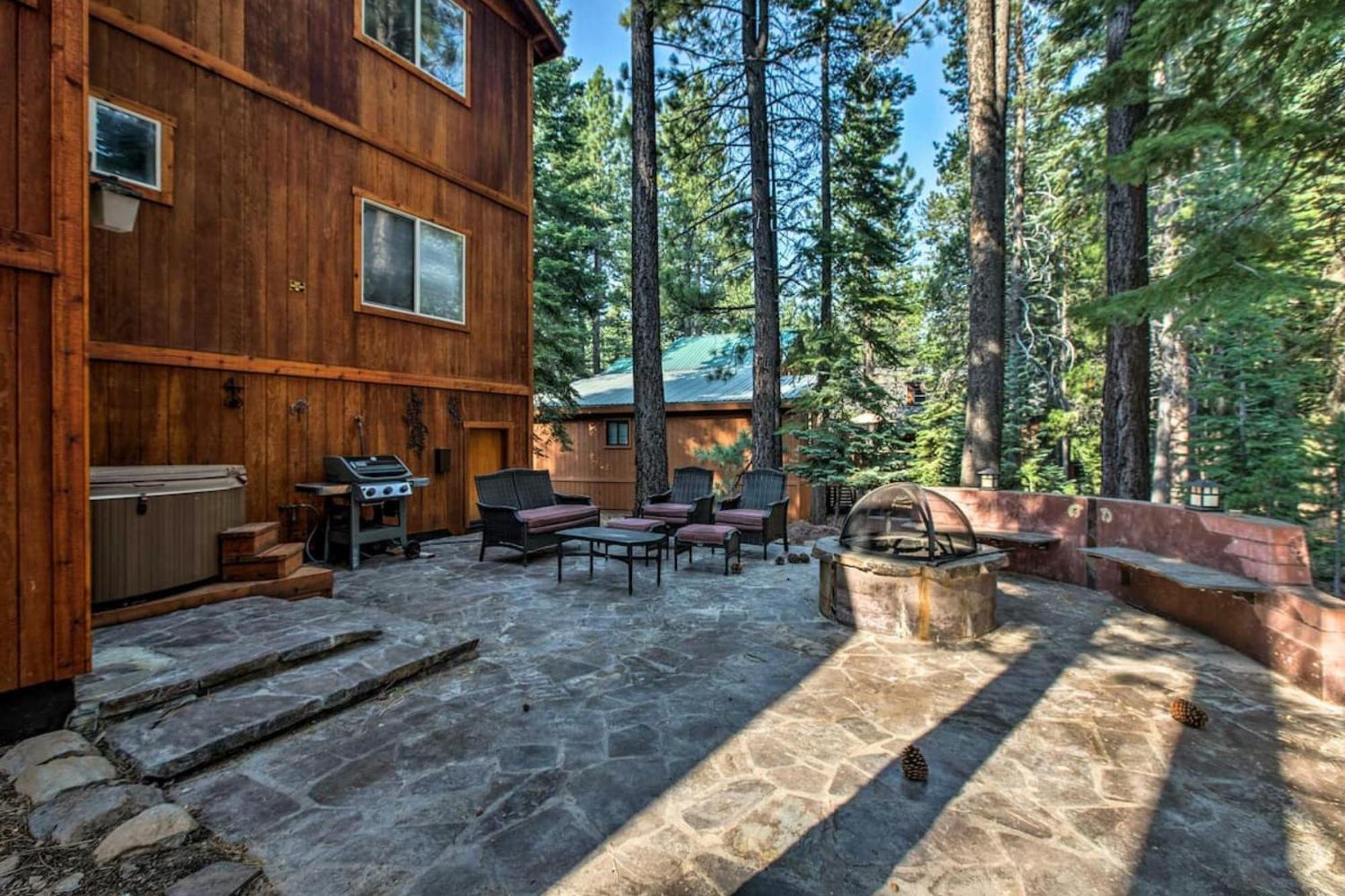 Moosetrack By Avantstay Cozy Cabin In The Of Tahoe Donner W Hot Tub 特拉基 外观 照片